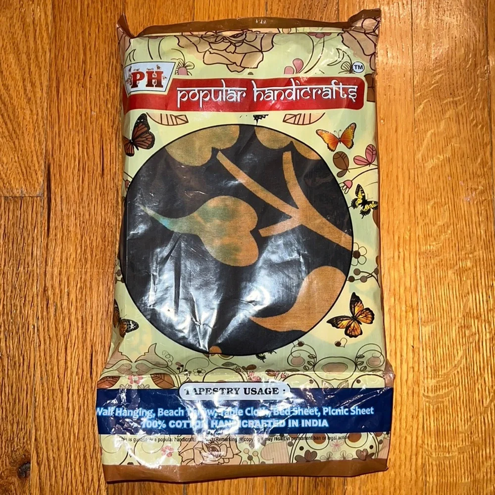 NWT Popular Handicrafts Tapestry Multicolor